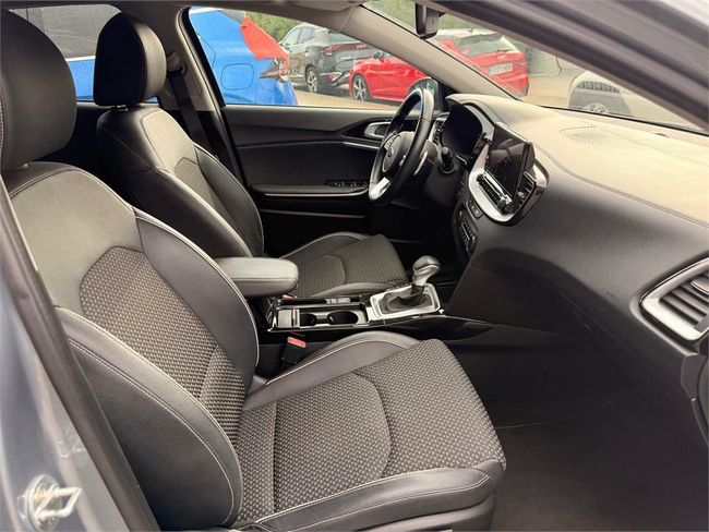 Kia XCeed 1.6 MHEV Emotion 100kW (136CV) DCT  - Foto 20