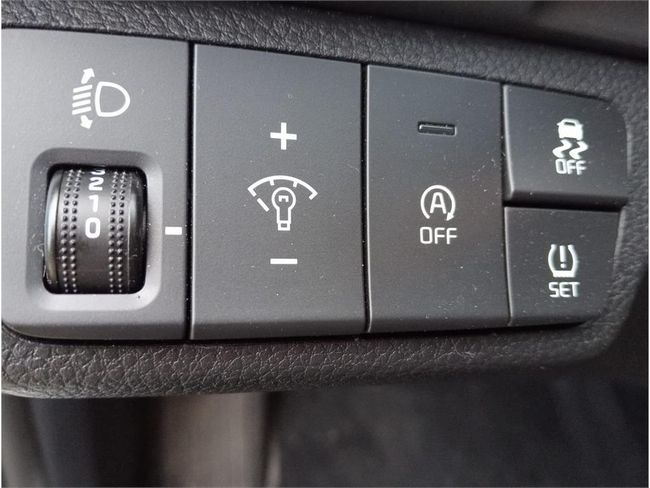 Kia Stonic 1.0 T-GDi 74kW (100CV) MHEV MT Concept  - Foto 17