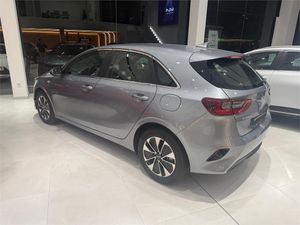 Kia Ceed 1.0 T-GDi 74kW (100CV) Drive  - Foto 13