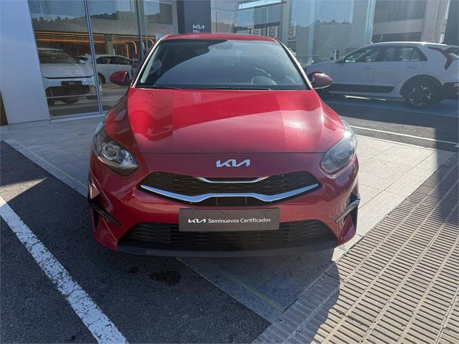 Kia Ceed 1.6 MHEV iMT 100kW (136CV) Drive  - Foto 3