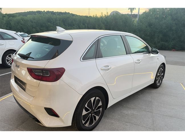 Kia Ceed 1.0 T-GDi 74kW (100CV) Drive  - Foto 7