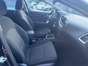 Kia Ceed 1.0 T-GDi 74kW (100CV) Drive  - Foto 25