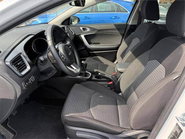 Kia Ceed 1.0 T-GDi 88kW (120CV) Drive  - Foto 13