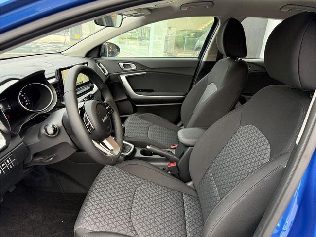 Kia Ceed 1.0 T-GDi 74kW (100CV) Concept  - Foto 12