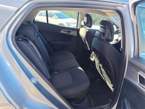 Kia Sportage 1.6 T-GDi 118kW (160CV) Drive 17