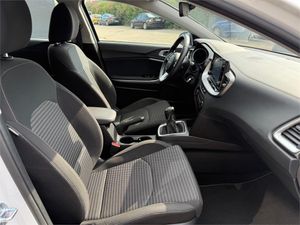 Kia Ceed 1.0 T-GDi 88kW (120CV) Drive  - Foto 25
