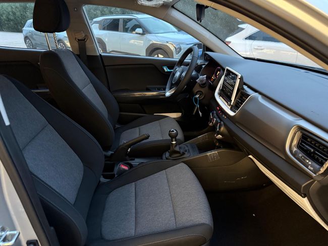 Kia Stonic 1.2 DPi 58kW (79CV) Concept OUTLET ULSAN MOTOR  - Foto 10