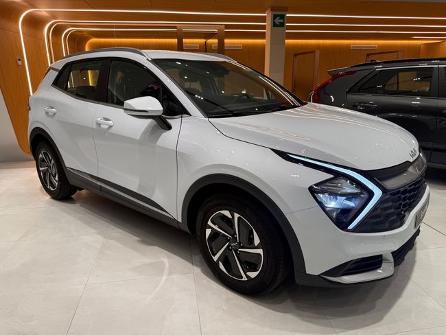 Kia Sportage 1.6 T-GDi MHEV 118kW (160CV) Drive 17