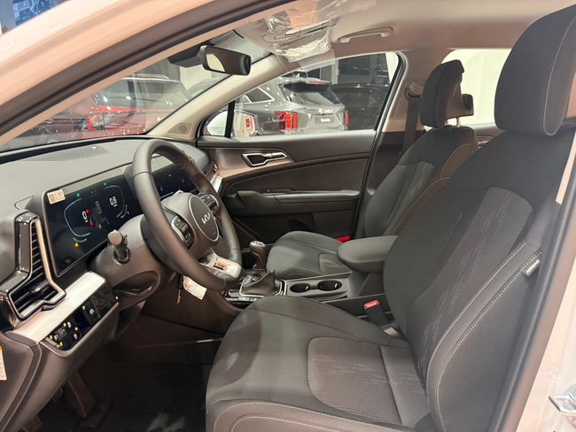 Kia Sportage 1.6 T-GDi MHEV 118kW (160CV) Drive 17