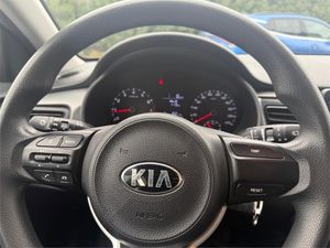 Kia Rio 1.2 DPi 62kW (84CV) Concept  - Foto 17