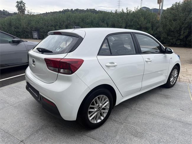 Kia Rio 1.2 DPi 62kW (84CV) Concept  - Foto 5