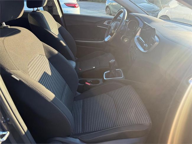 Kia Ceed 1.0 T-GDi 74kW (100CV) Drive  - Foto 16