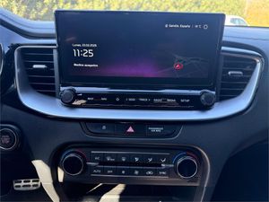 Kia Ceed 1.6 T-GDi 150kW (204CV) GT DCT  - Foto 27