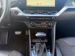 Kia Niro 1.6 GDi HEV 104kW (141CV) Emotion  - Foto 25