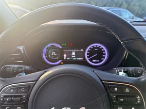 Kia Niro 1.6 GDi HEV 104kW (141CV) Emotion  - Foto 17
