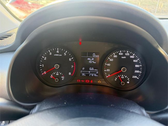 Kia Stonic 1.2 DPi 62kW (84CV) Concept  - Foto 10