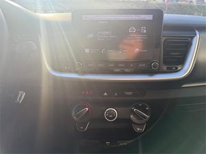 Kia Stonic 1.2 DPi 62kW (84CV) Concept  - Foto 21