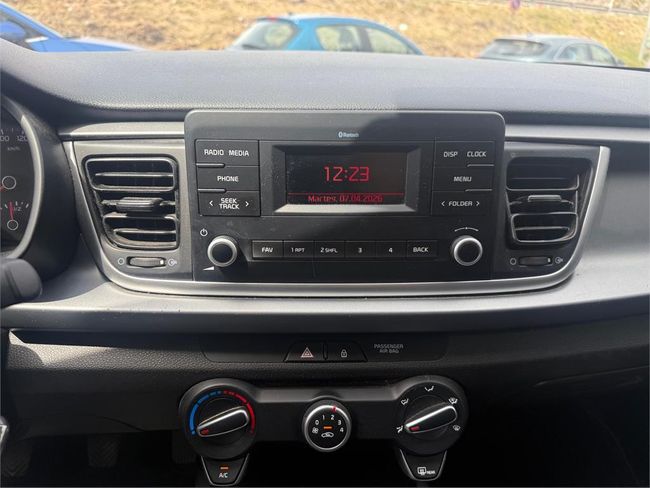 Kia Rio 1.2 DPi 62kW (84CV) Concept  - Foto 11