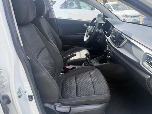 Kia Rio 1.2 DPi 62kW (84CV) Concept  - Foto 15