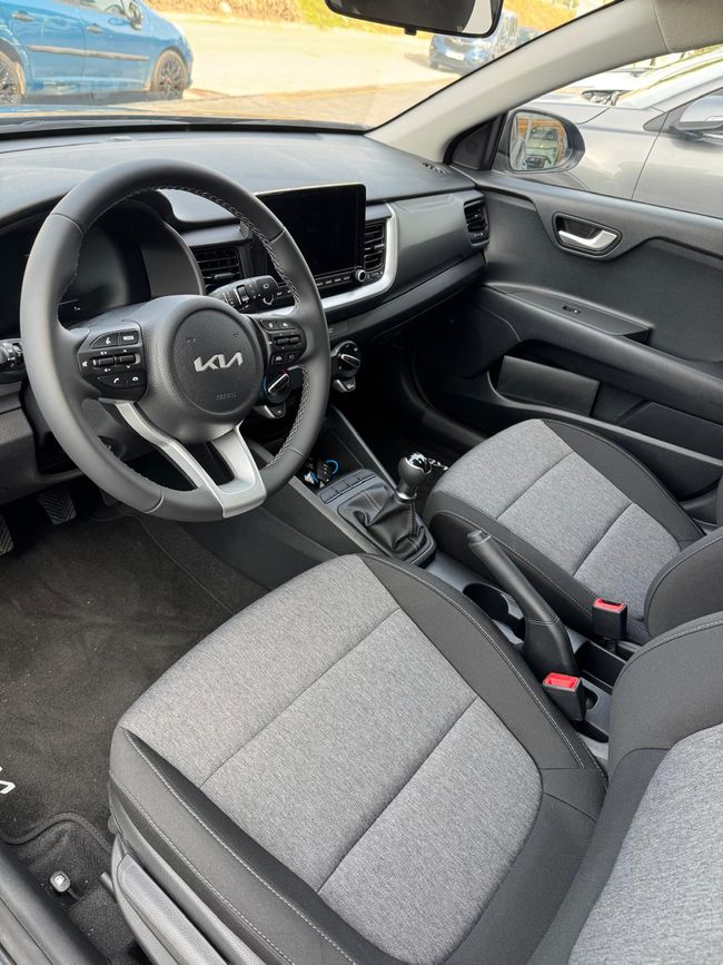 Kia Stonic 1.2 DPi 58kW (79CV) Concept  - Foto 9