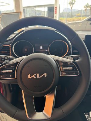 Kia Ceed 1.5 MHEV 103kW (140CV) Tech DCT  - Foto 15