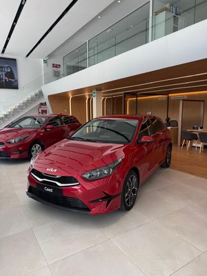 Kia Ceed 1.5 MHEV 103kW (140CV) Tech DCT  - Foto 2