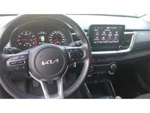 Kia Stonic 1.0 T-GDi 74kW (100CV) MHEV MT Drive  - Foto 15