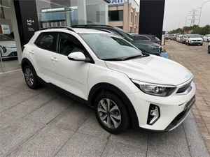 Kia Stonic 1.0 T-GDi 74kW (100CV) MHEV MT Drive  - Foto 5