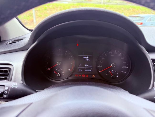 Kia Stonic 1.2 DPi 62kW (84CV) Concept  - Foto 10