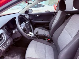 Kia Stonic 1.2 DPi 62kW (84CV) Concept  - Foto 25