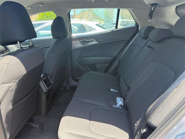 Kia Sportage 1.6 T-GDi MHEV 118kW (160CV) Drive 17