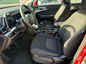 Kia Sportage 1.6 T-GDi 118kW (160CV) Drive 17