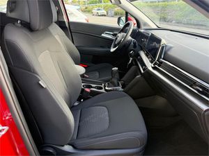 Kia Sportage 1.6 T-GDi 118kW (160CV) Drive 17