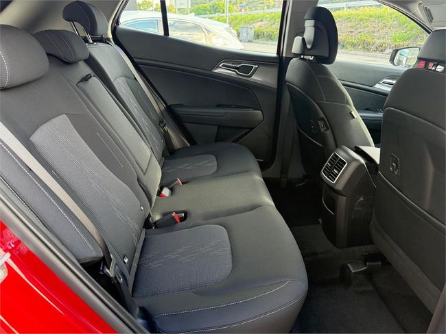 Kia Sportage 1.6 T-GDi 118kW (160CV) Drive 17