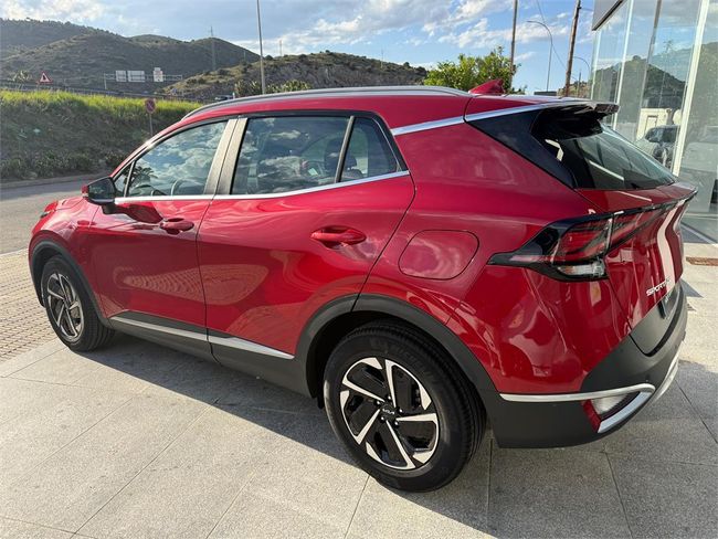 Kia Sportage 1.6 T-GDi 118kW (160CV) Drive 17