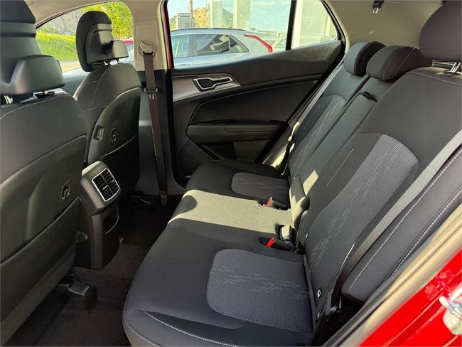 Kia Sportage 1.6 T-GDi 118kW (160CV) Drive 17