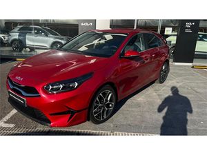Kia Ceed 1.5 MHEV 103kW (140CV) Drive DCT  - Foto 2