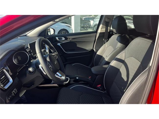 Kia Ceed 1.5 MHEV 103kW (140CV) Drive DCT  - Foto 13