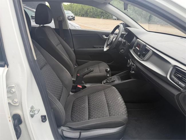 Kia Rio 1.2 DPi 62kW (84CV) Concept  - Foto 18