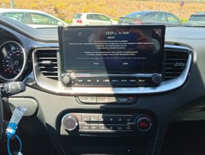 Kia Ceed 1.5 MHEV 103kW (140CV) Tech DCT  - Foto 17