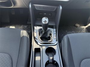 Kia Sportage 1.6 T-GDi MHEV 118kW (160CV) Drive 17
