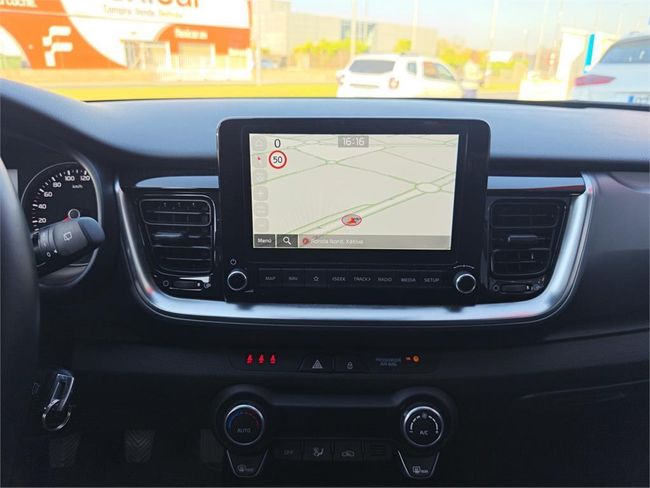 Kia Stonic 1.0 T-GDi 74kW (100CV) MHEV MT Drive  - Foto 11
