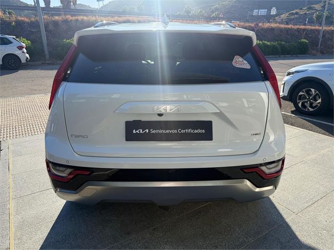 Kia Niro 1.6 GDi HEV 104kW (141CV) Emotion  - Foto 6