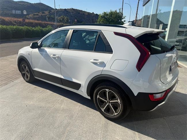 Kia Niro 1.6 GDi HEV 104kW (141CV) Concept  - Foto 7