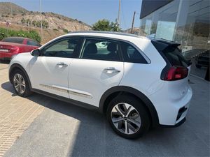 Kia e-Niro e-Niro 100kW (136CV) Drive  - Foto 11