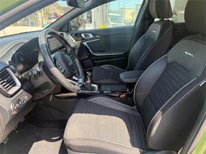 Kia XCeed 1.5 MHEV iMT GT-line 118kW (160CV)  - Foto 29