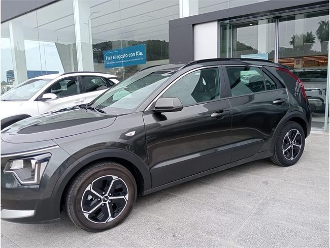 Kia Niro 1.6 GDi HEV 104kW (141CV) Concept  - Foto 3