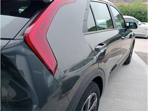 Kia Niro 1.6 GDi HEV 104kW (141CV) Concept  - Foto 9