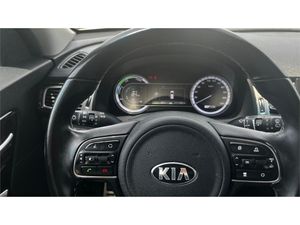 Kia Niro 1.6 GDi HEV 104kW (141CV) Emotion  - Foto 15