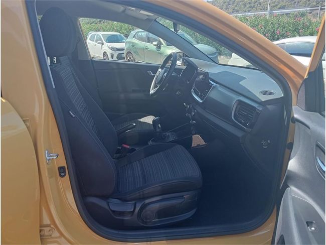 Kia Stonic 1.0 T-GDi 74kW (100CV) MHEV MT Drive  - Foto 18